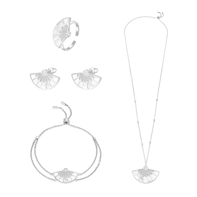 فان / طقم باللون الفضي