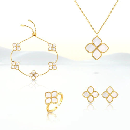 مجموعة جوري | ترند في عالم مينيماليست. ابحث عن أسلوبك المفضل.