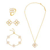 جوري / طقم اللؤلؤ بلون الذهب