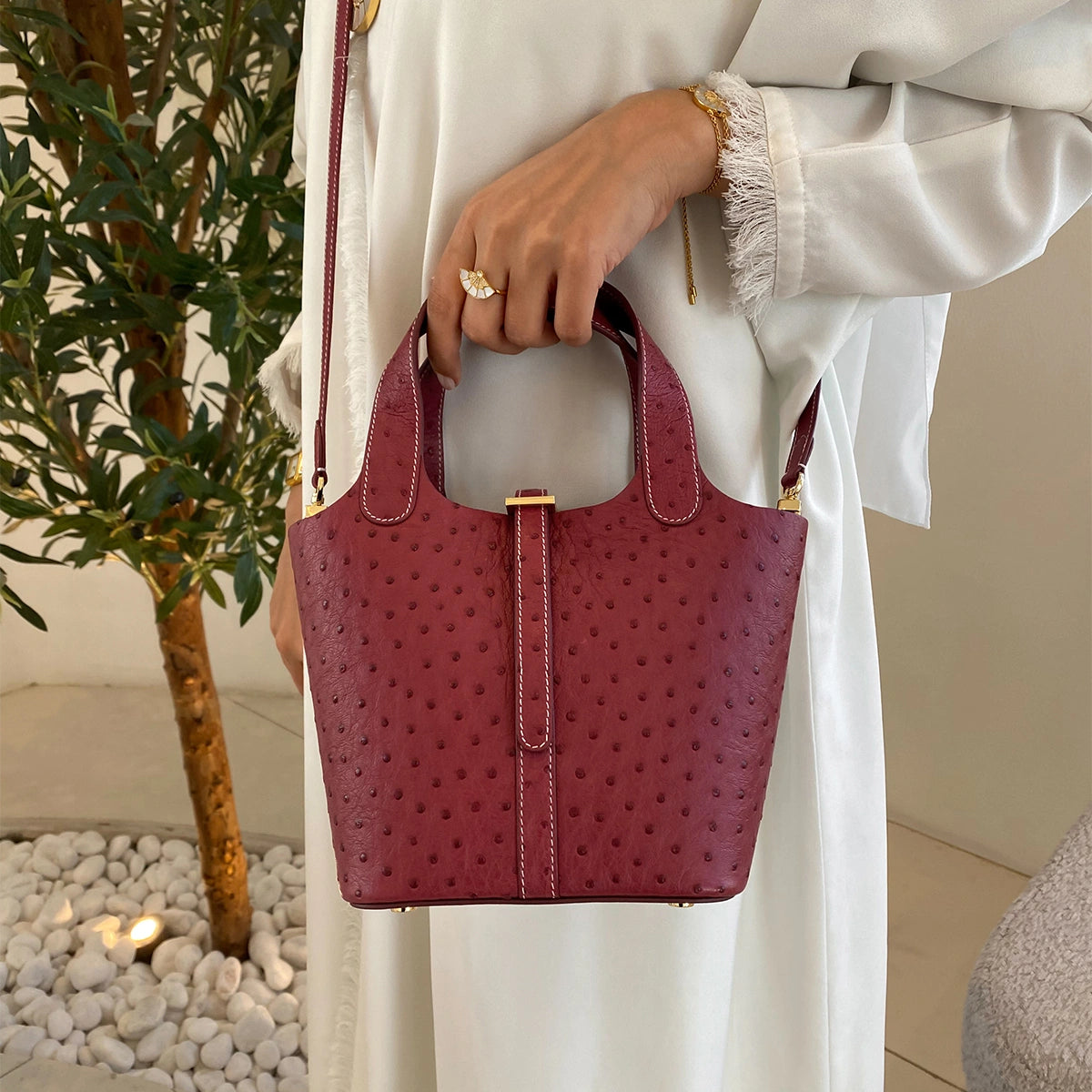 شنطة اليد اليازية من جلد النعام / بورغندي