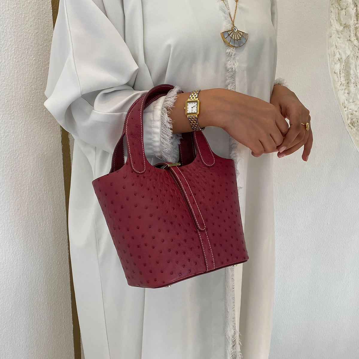 شنطة اليد اليازية من جلد النعام / بورغندي