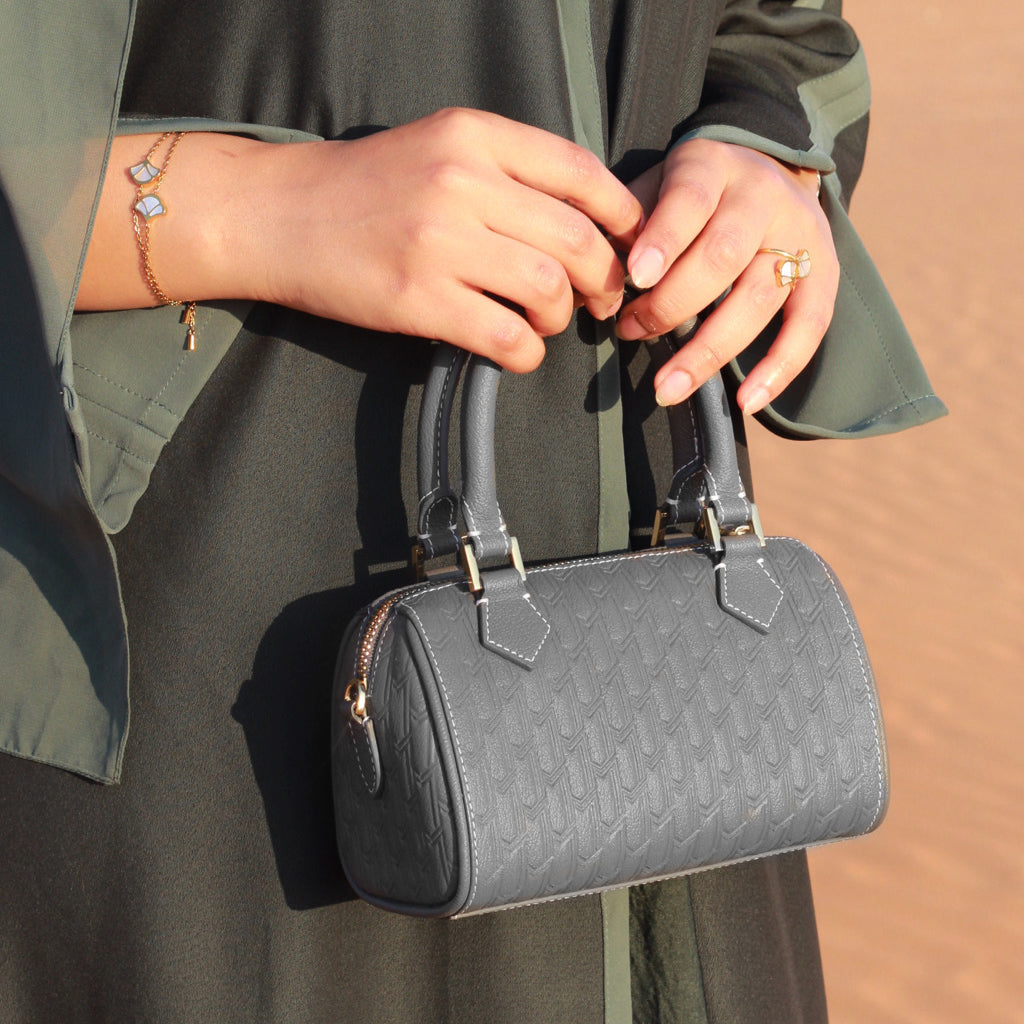 شنطة اليد ريم / رمادي