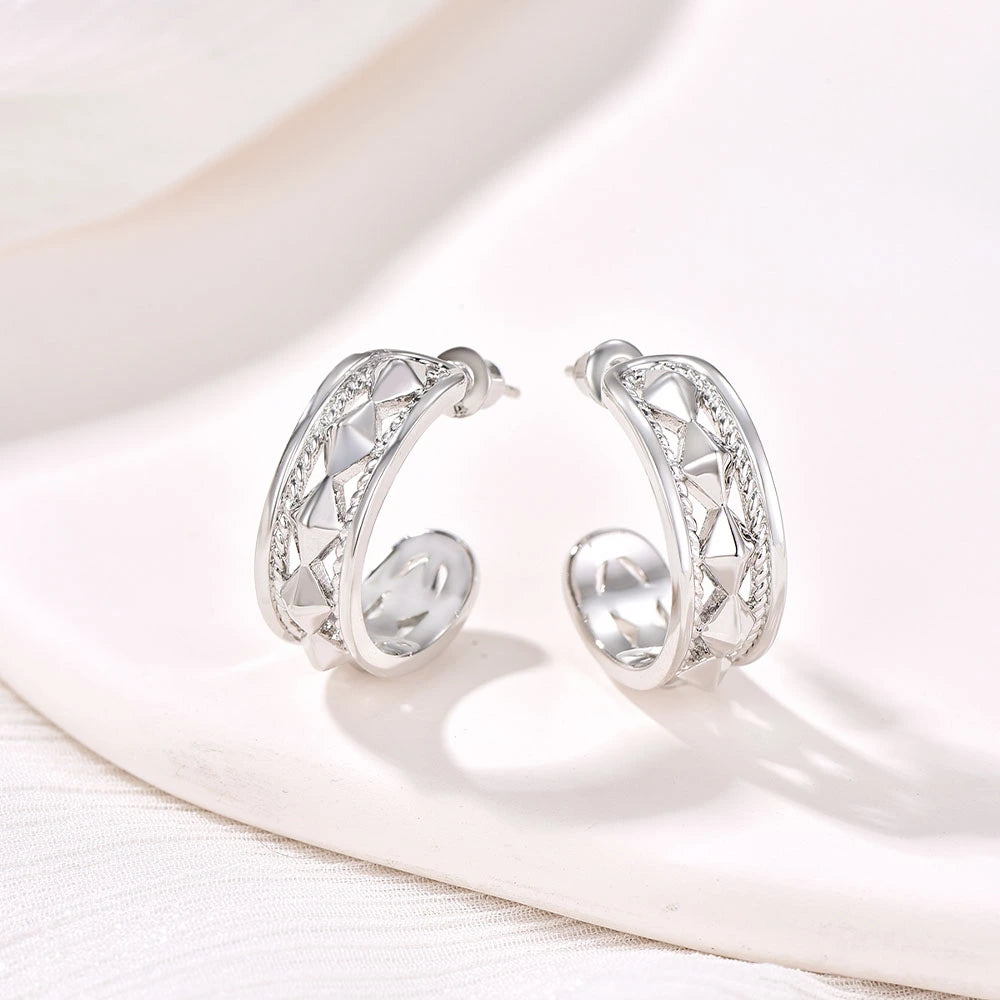 أناقة / أقراط فضية