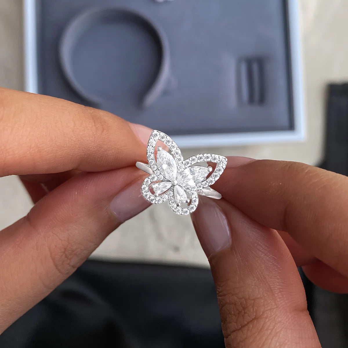 بترفلاي / خاتم باللون الفضي