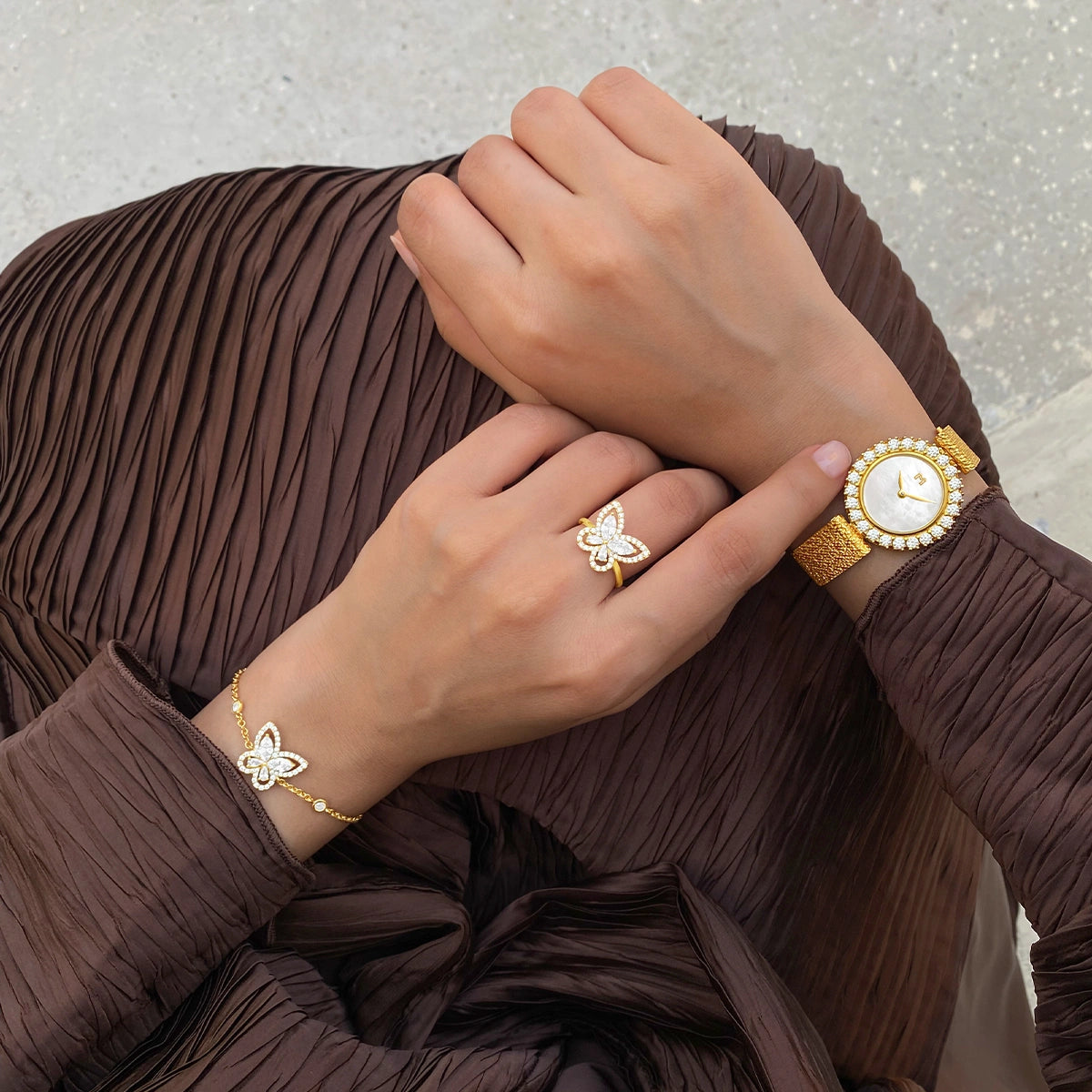 بترفلاي / خاتم اللون الذهبي