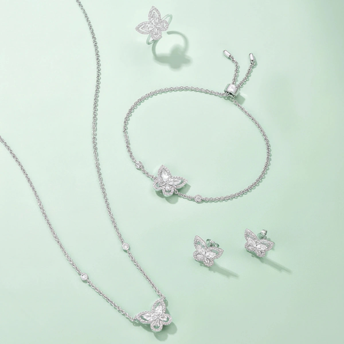 بترفلاي / طقم باللون الفضي