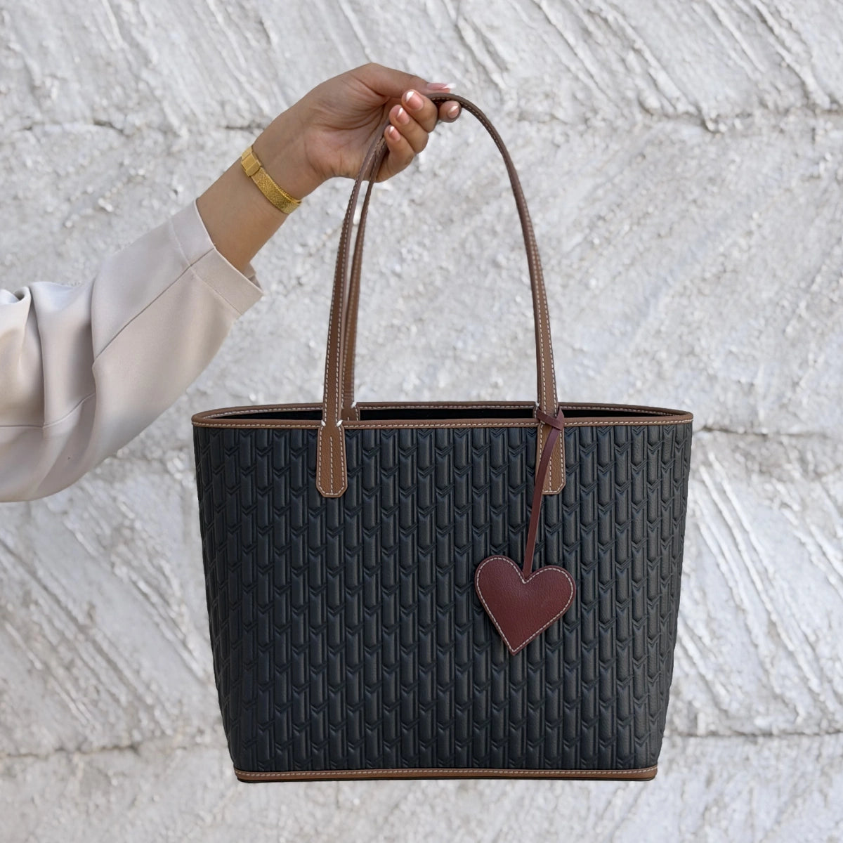 ليذر تشارم / البرقع