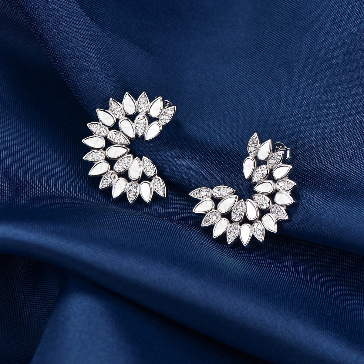 تشارمنق هارتس / طقم فضي