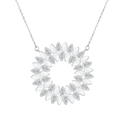 تشارمنق دروب / عقد باللون الفضي