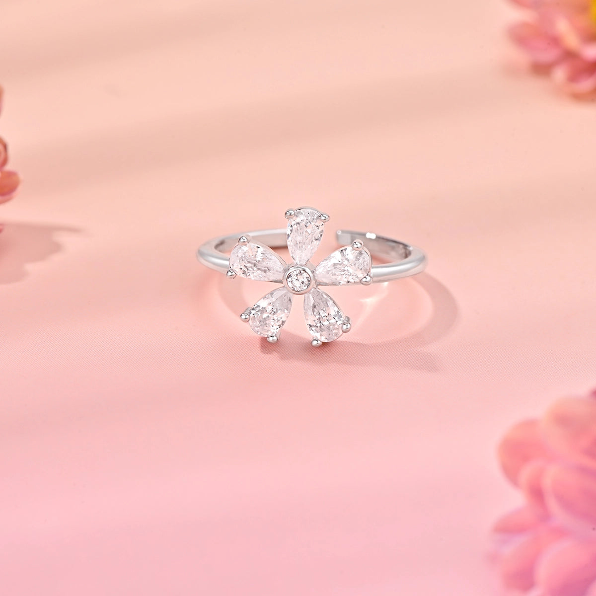 ديزي فلاور / خاتم باللون الفضي