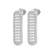 فاين / أقراط باللون الفضي