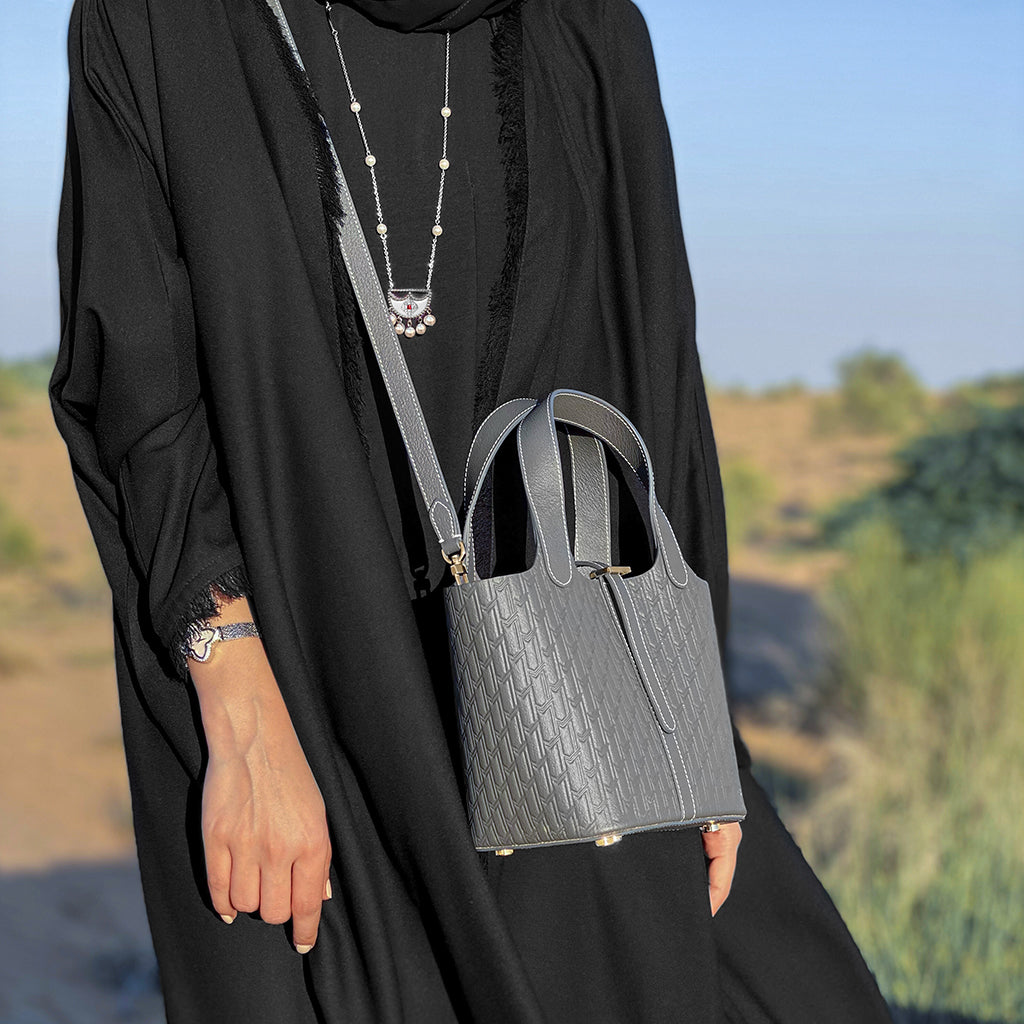 شنطة اليد اليازية / رمادي