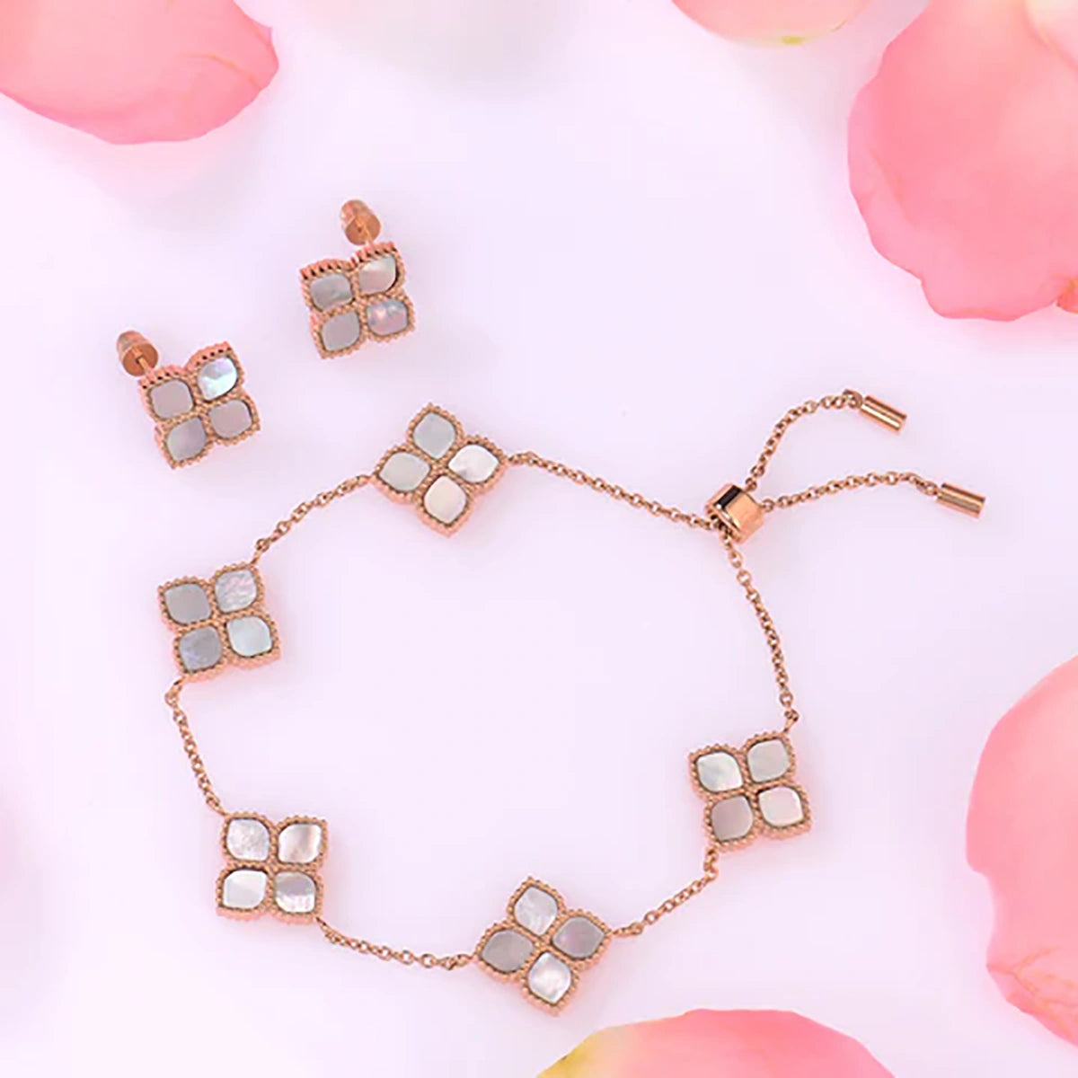 جوري / إسورة اللؤلؤ بلون الروز قولد