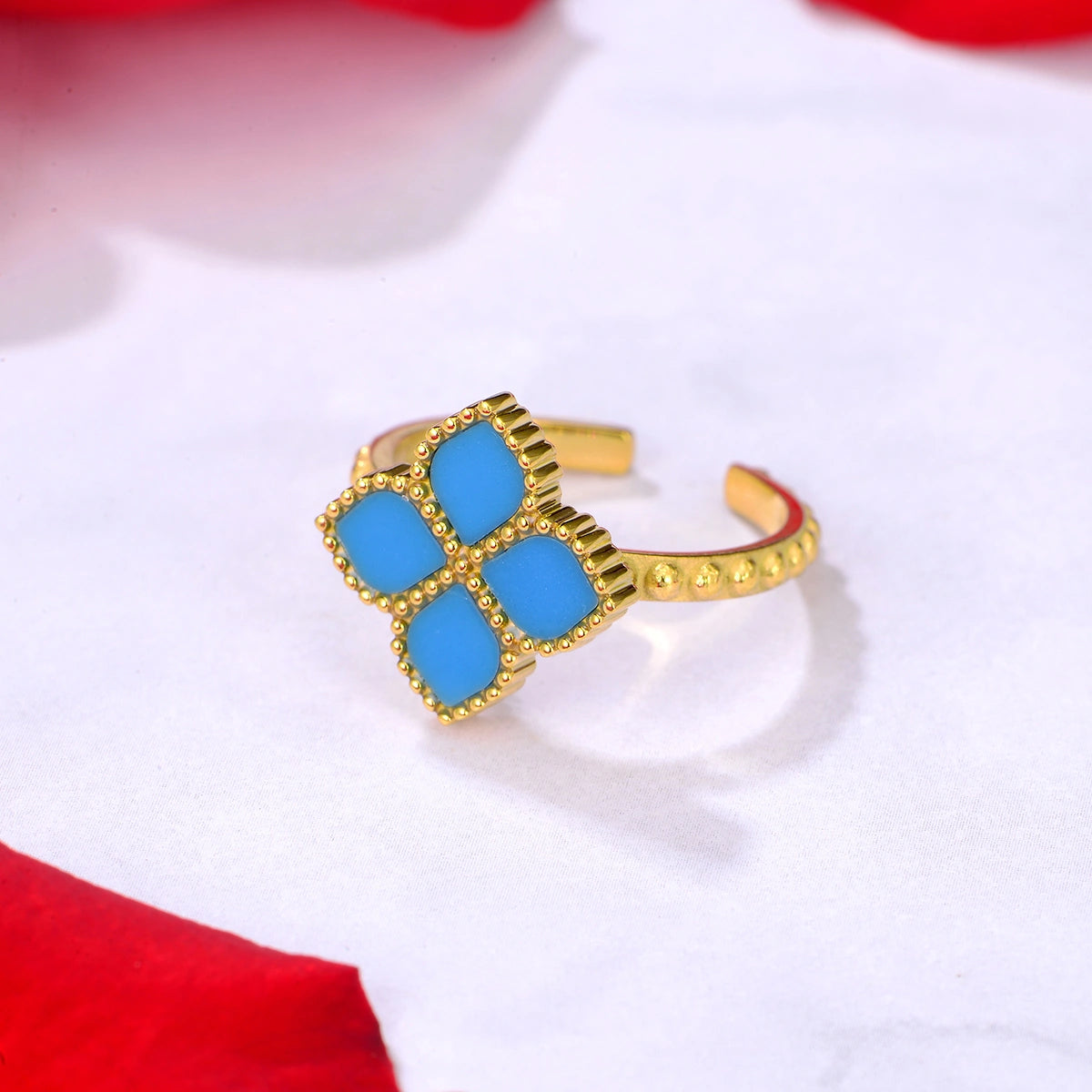 جوري / خاتم العقيق التركوازي باللون الذهبي