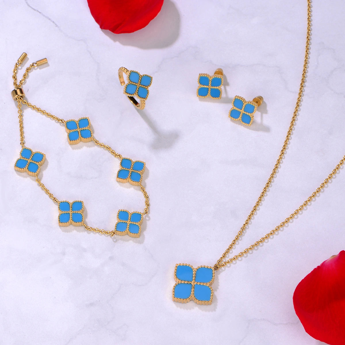 جوري / طقم العقيق التركوازي باللون الذهبي