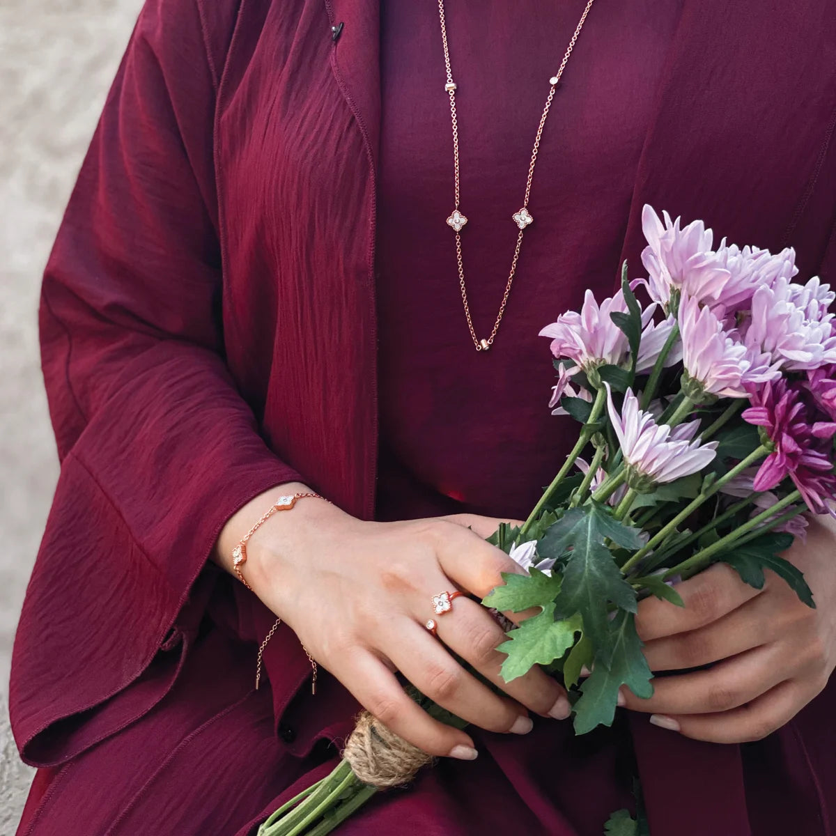 ميني جوري / خاتم اللؤلؤ بلون الروز قولد