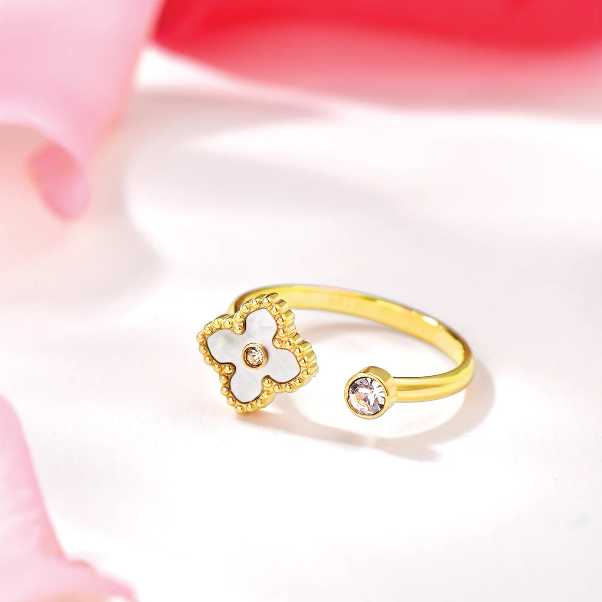 ميني جوري/ خاتم اللؤلؤ باللون الذهبي