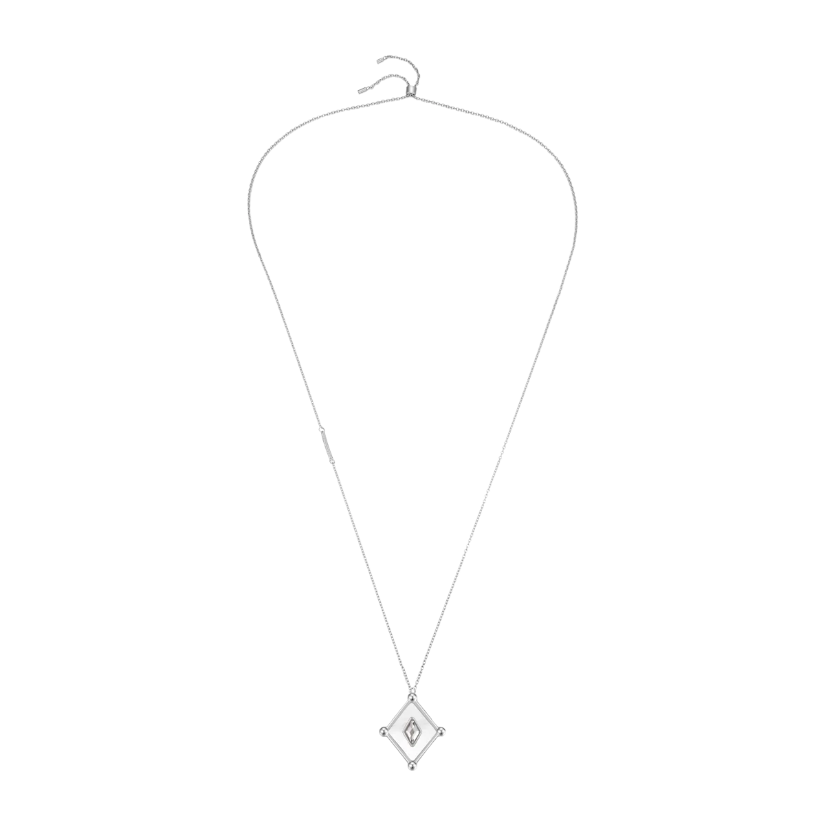 كايت / عُقد اللؤلؤ باللون الفضي