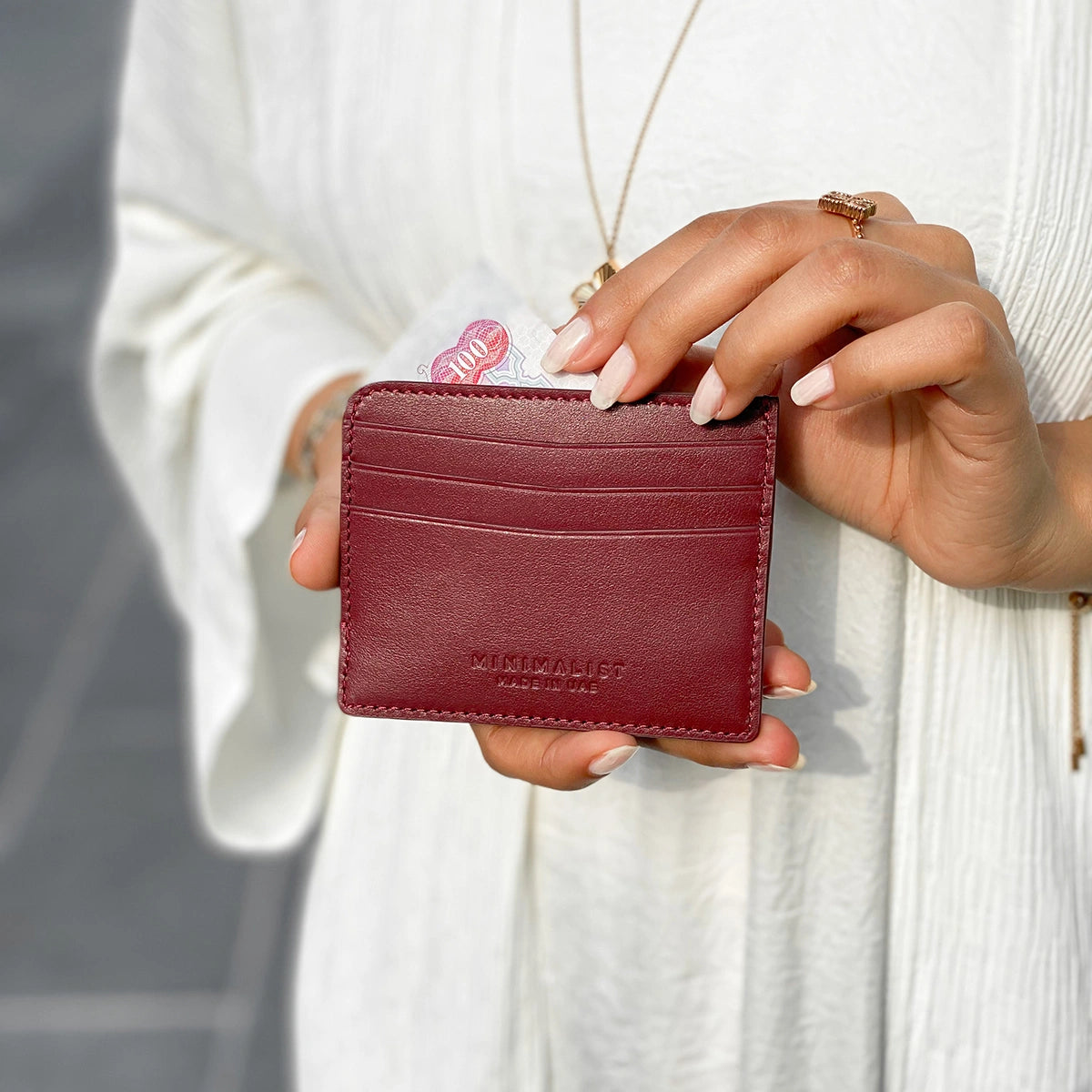 جلد ايطالي بورغندي / ذهبي