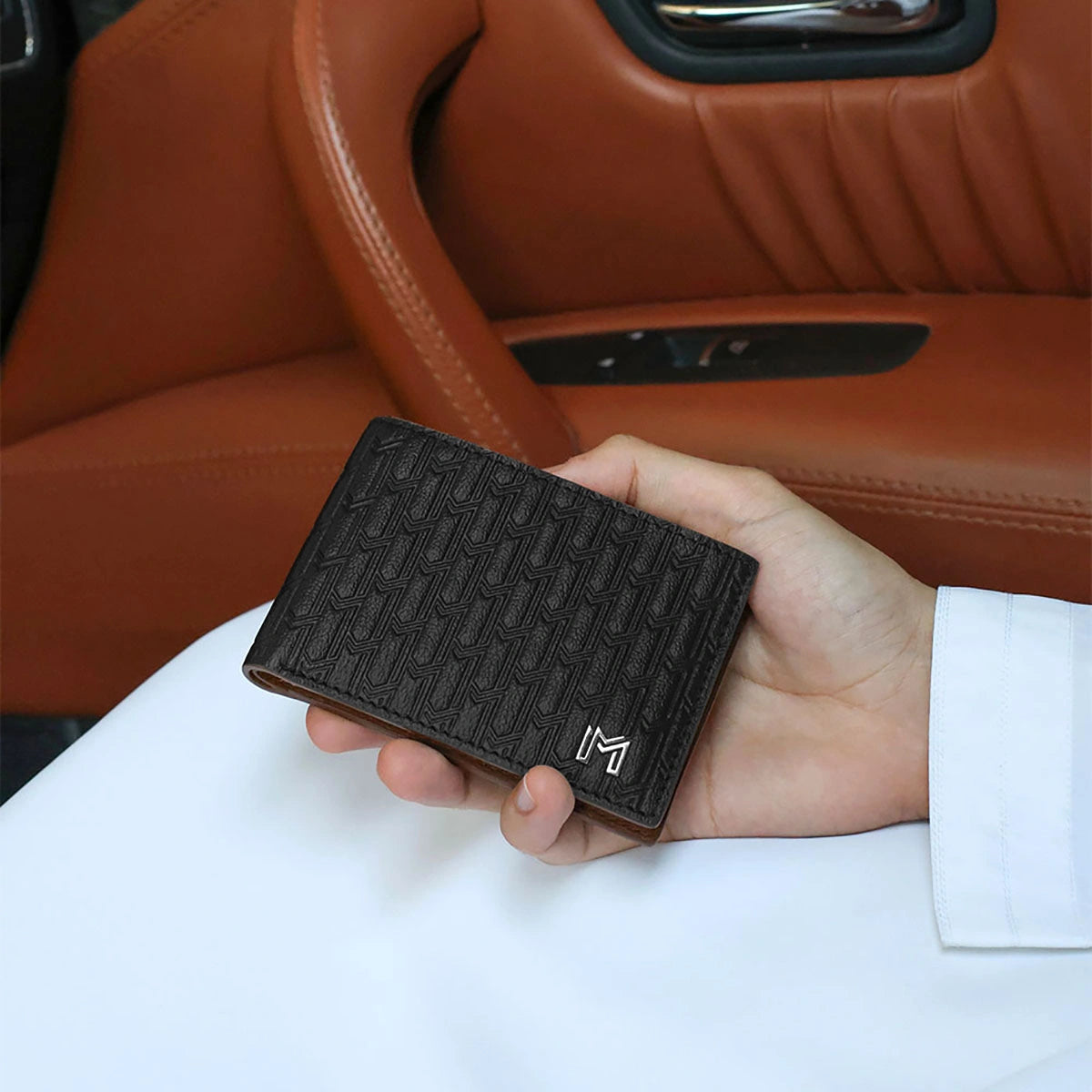 جلد الجمل / أسود وتان