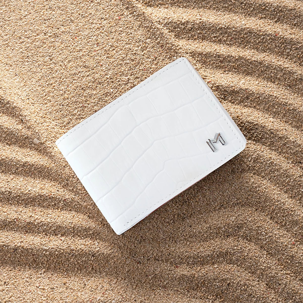 جلد الجمل / طبعة التمساح