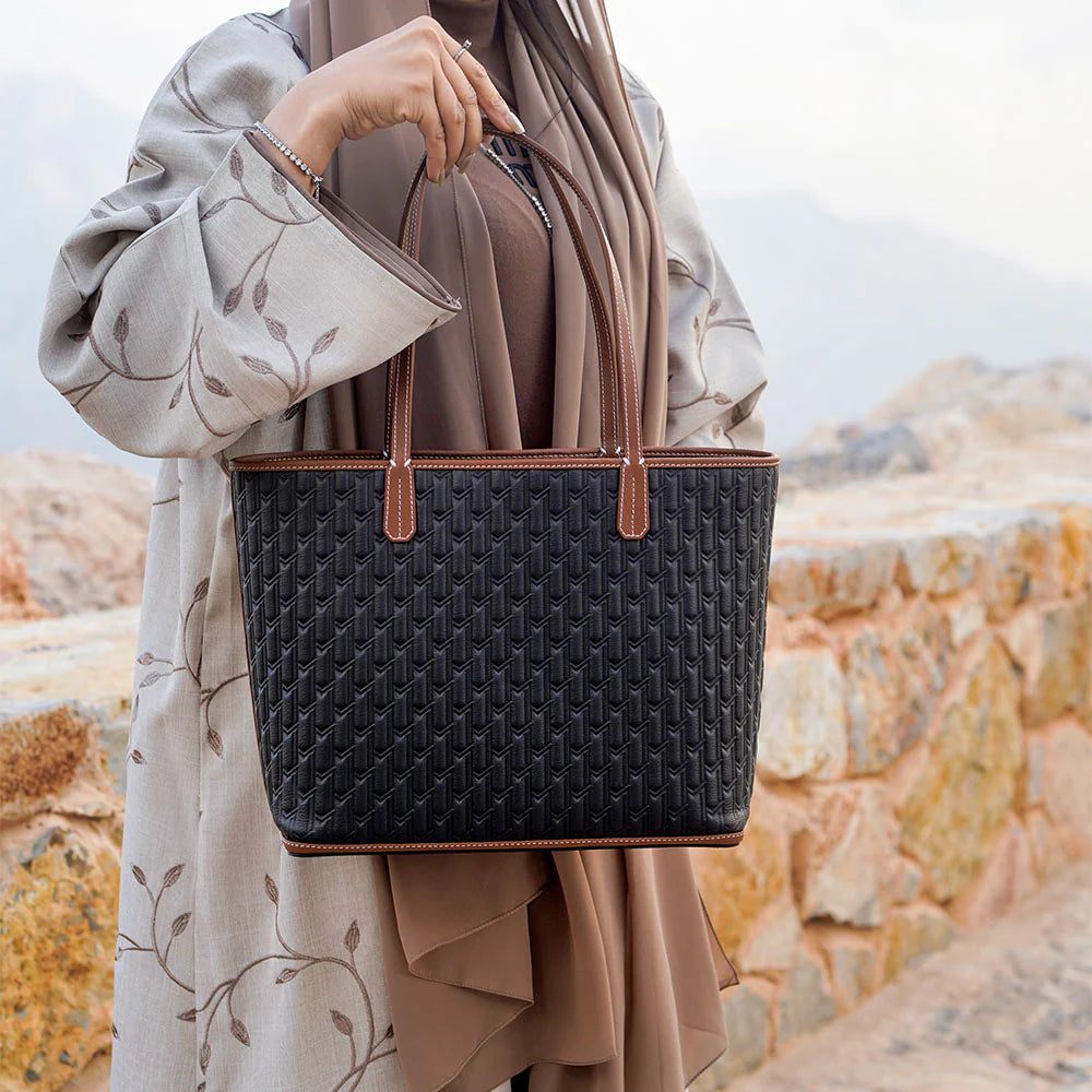 ترافل توت /أسود مع تان