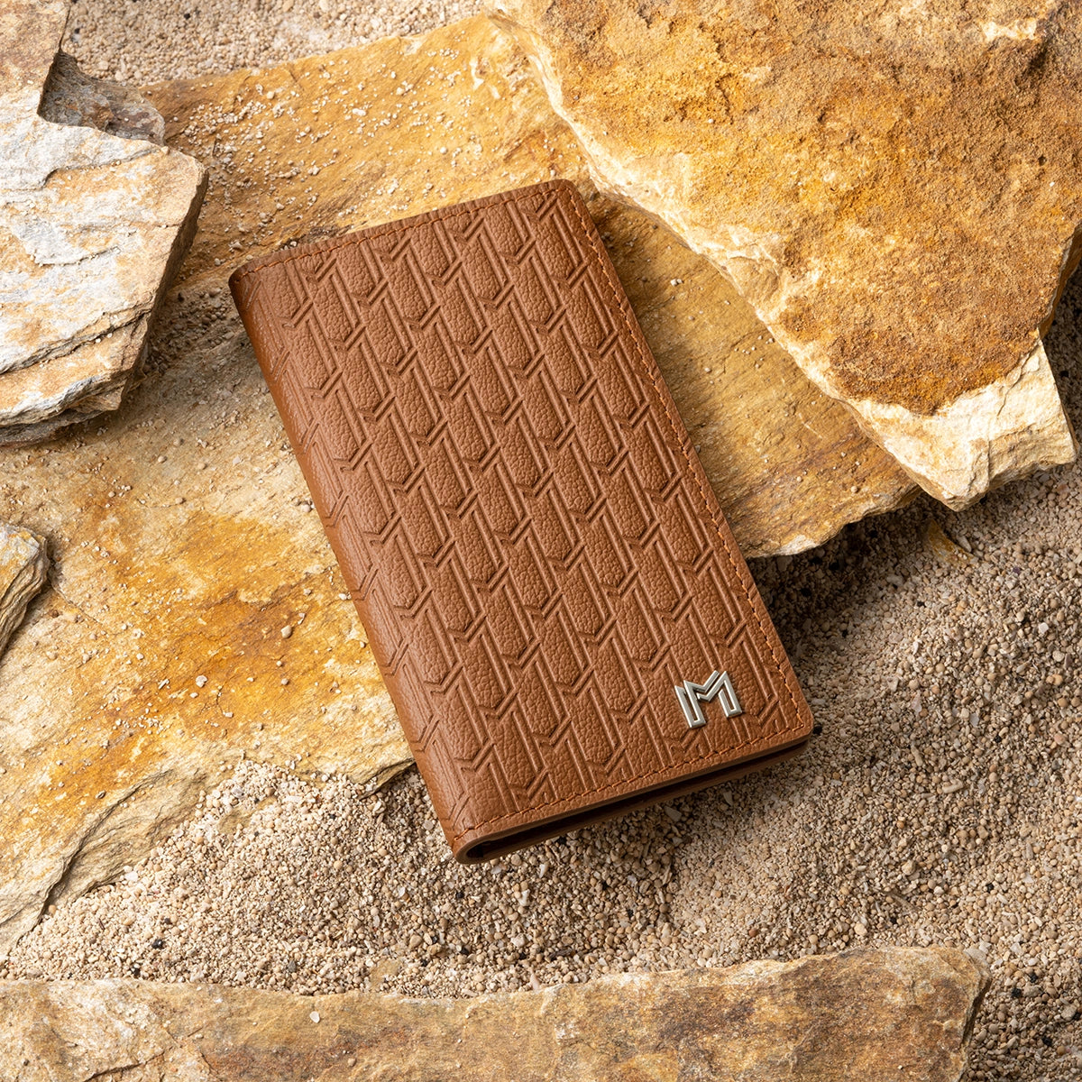 جلد الجمل تان / فضي