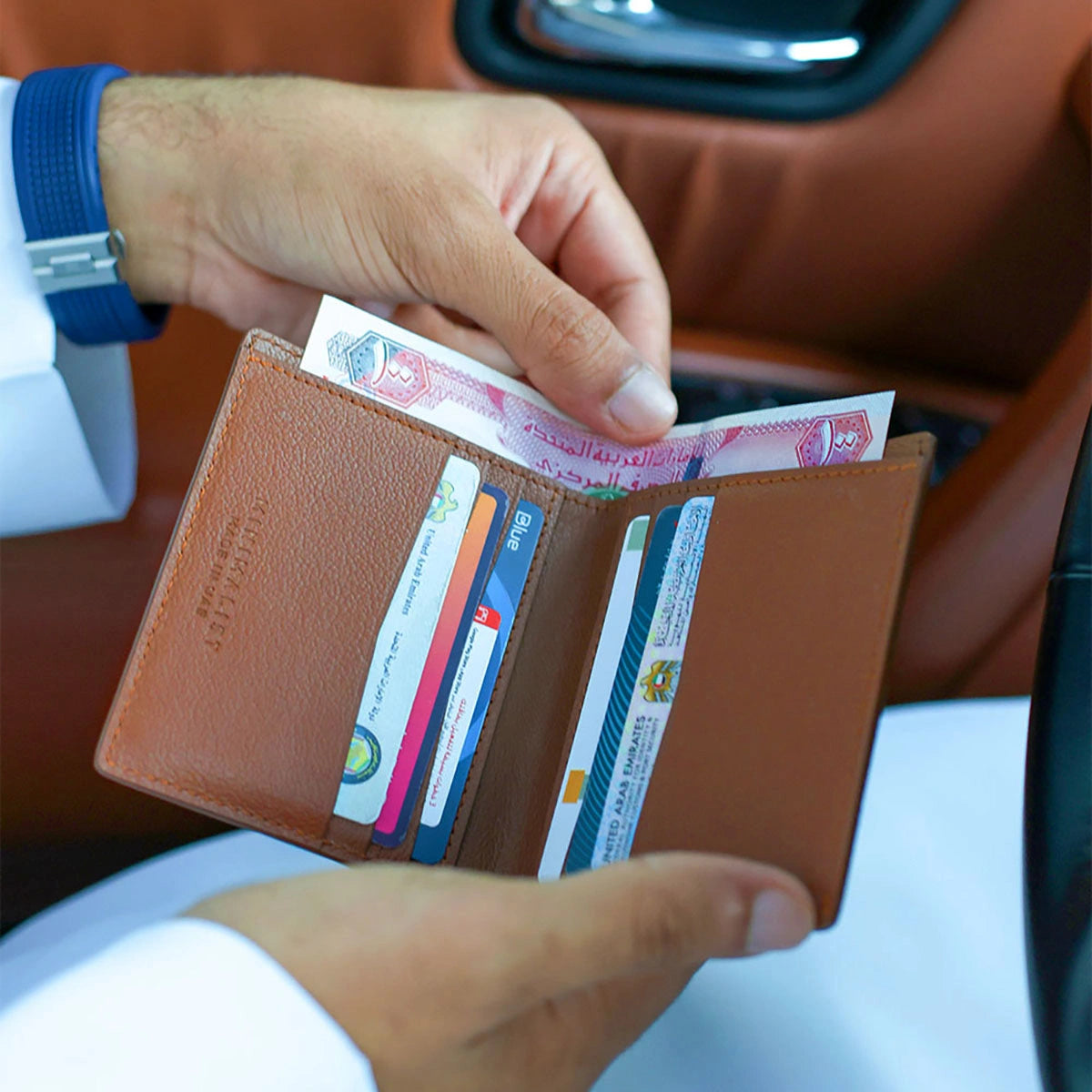 جلد الجمل / أسود وتان