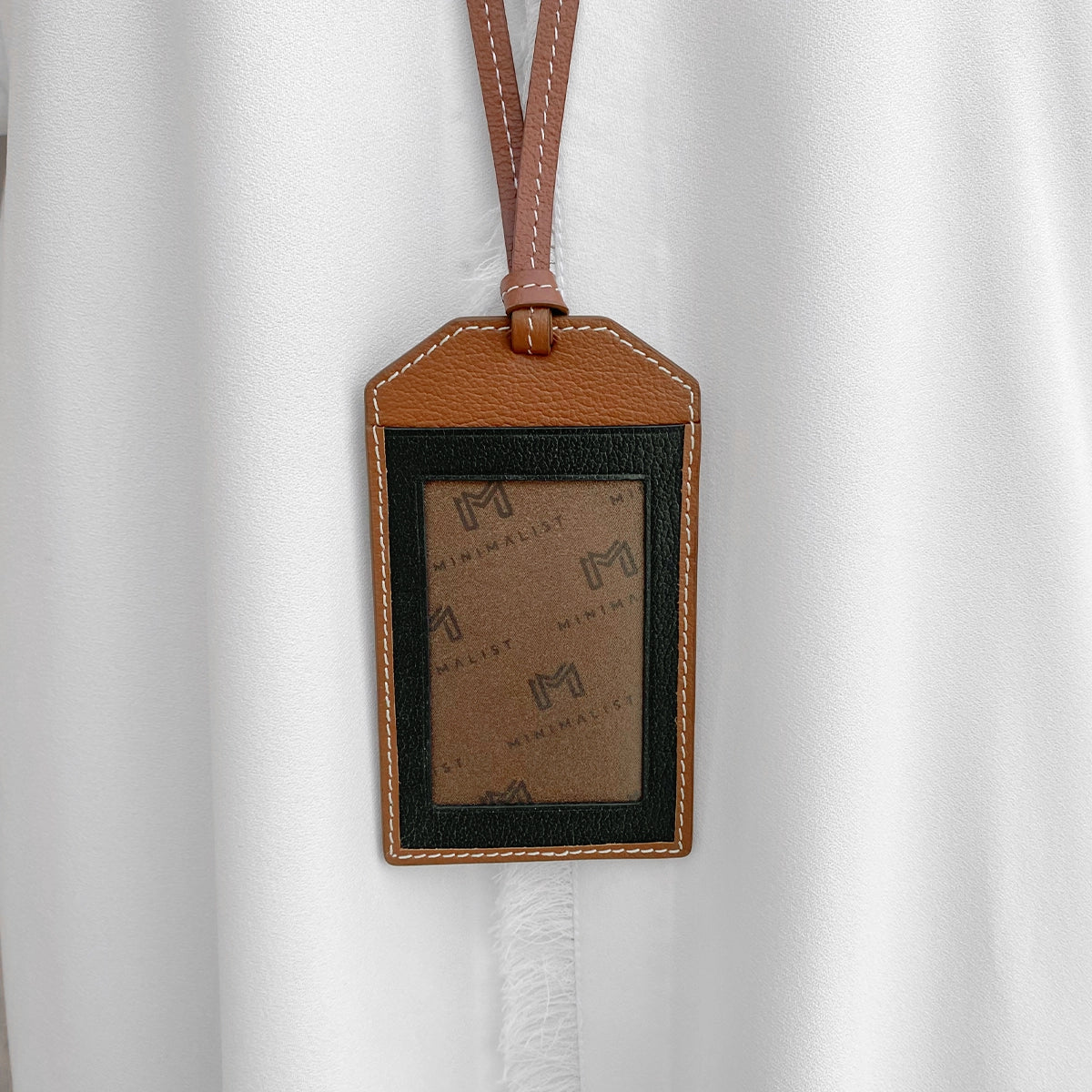 لانيارد / اسود و تان