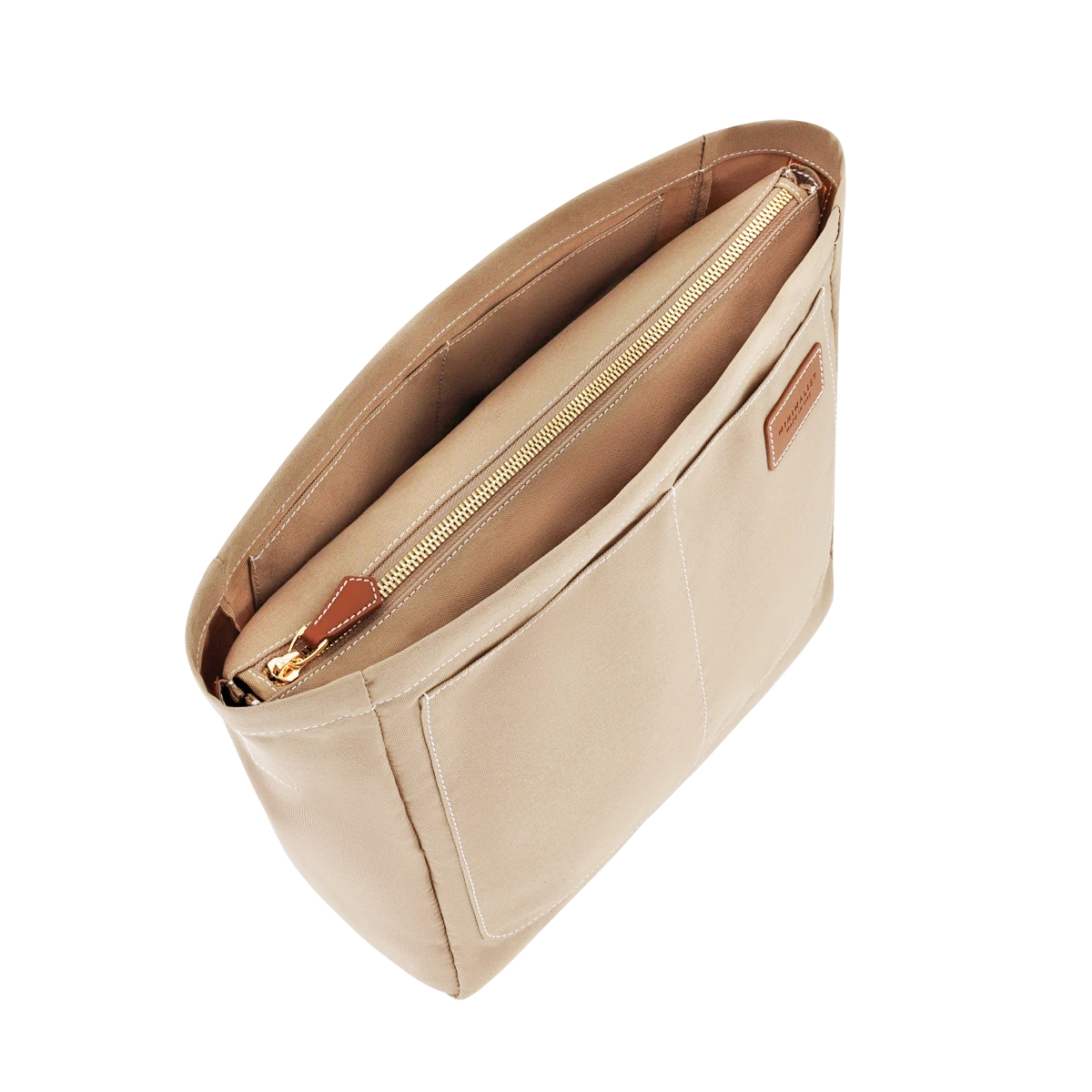 منظم الترافل توت