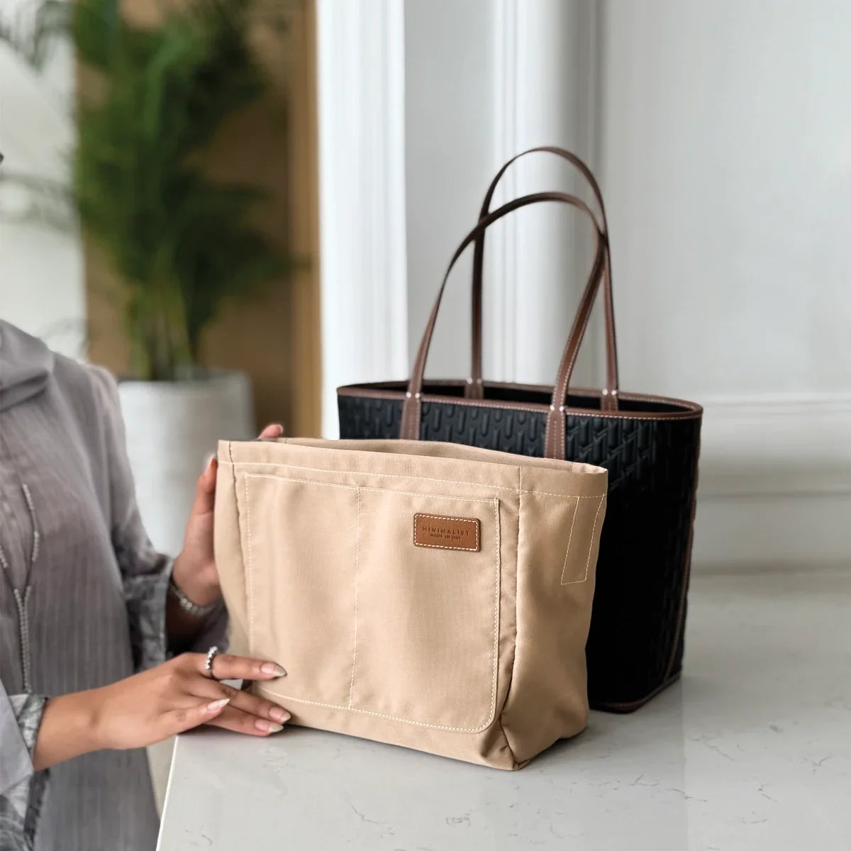 ترافل توت /أسود مع تان