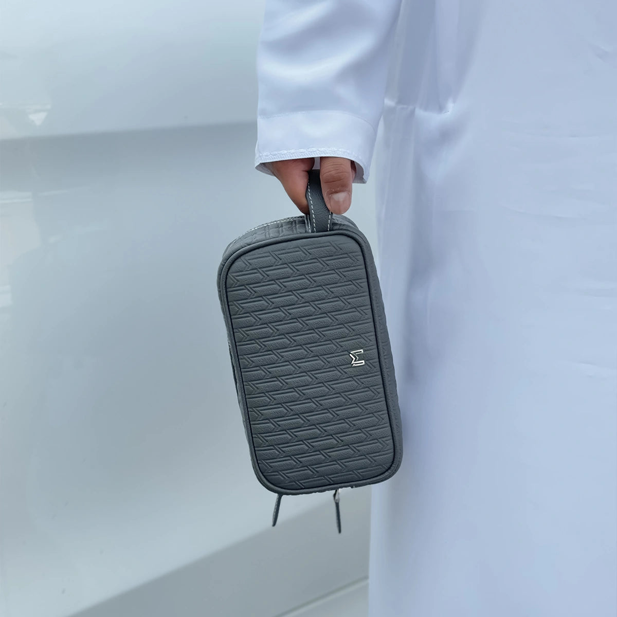 باوتش السفر رمادي / فضي