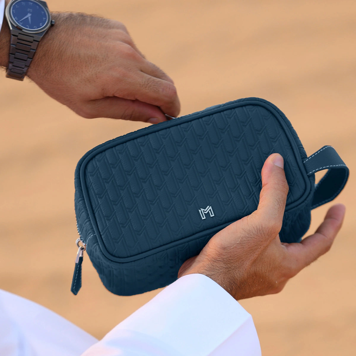 باوتش السفر كحلي / فضي