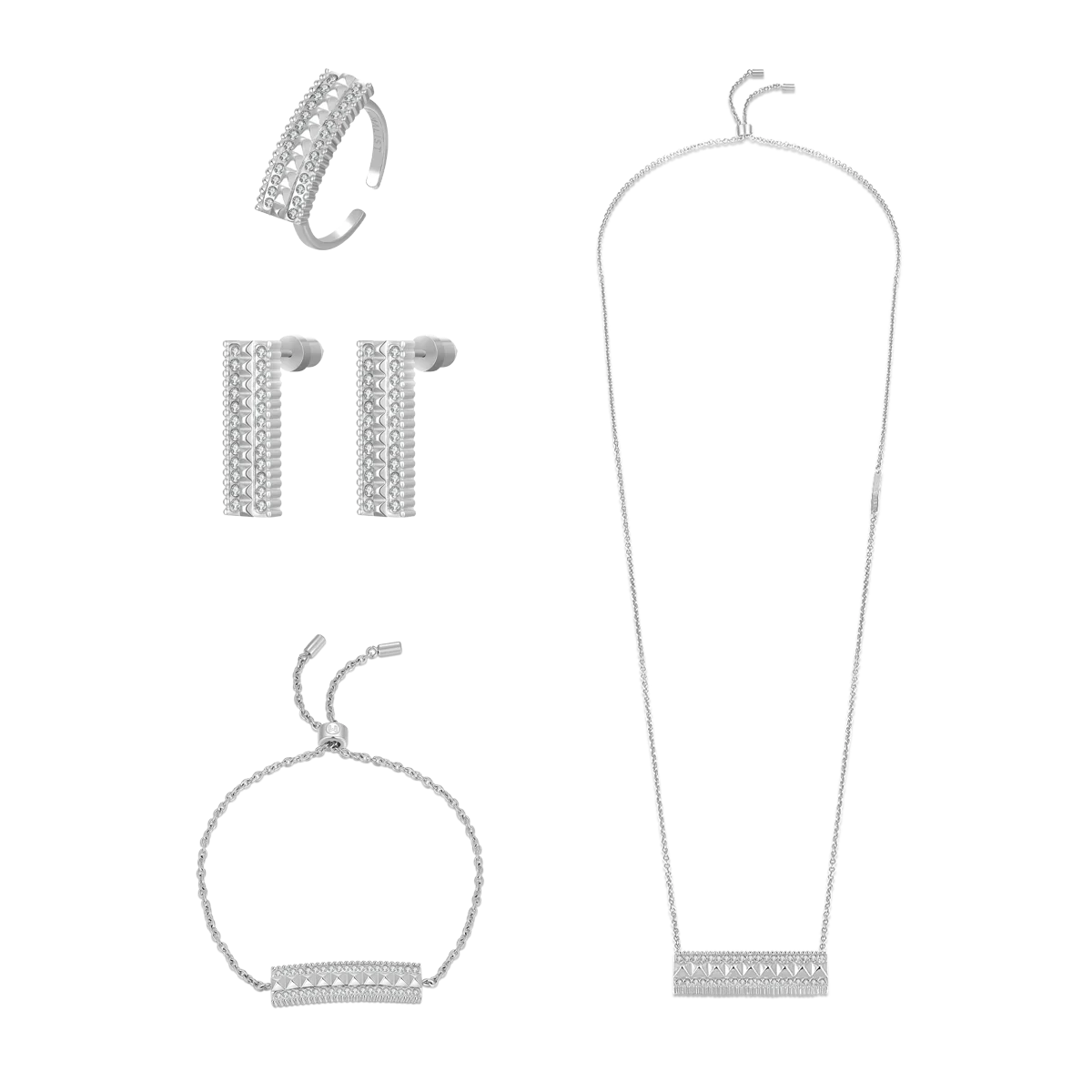 نورة / طقم باللون الفضي