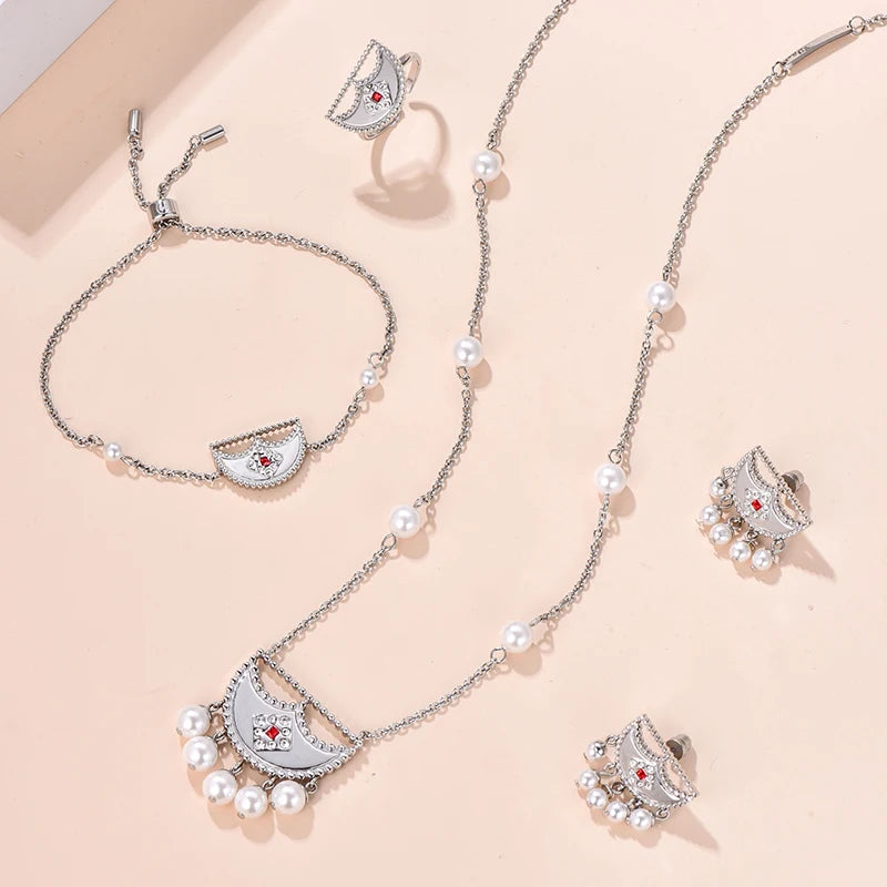 شناف / طقم اللؤلؤ باللون الفضي