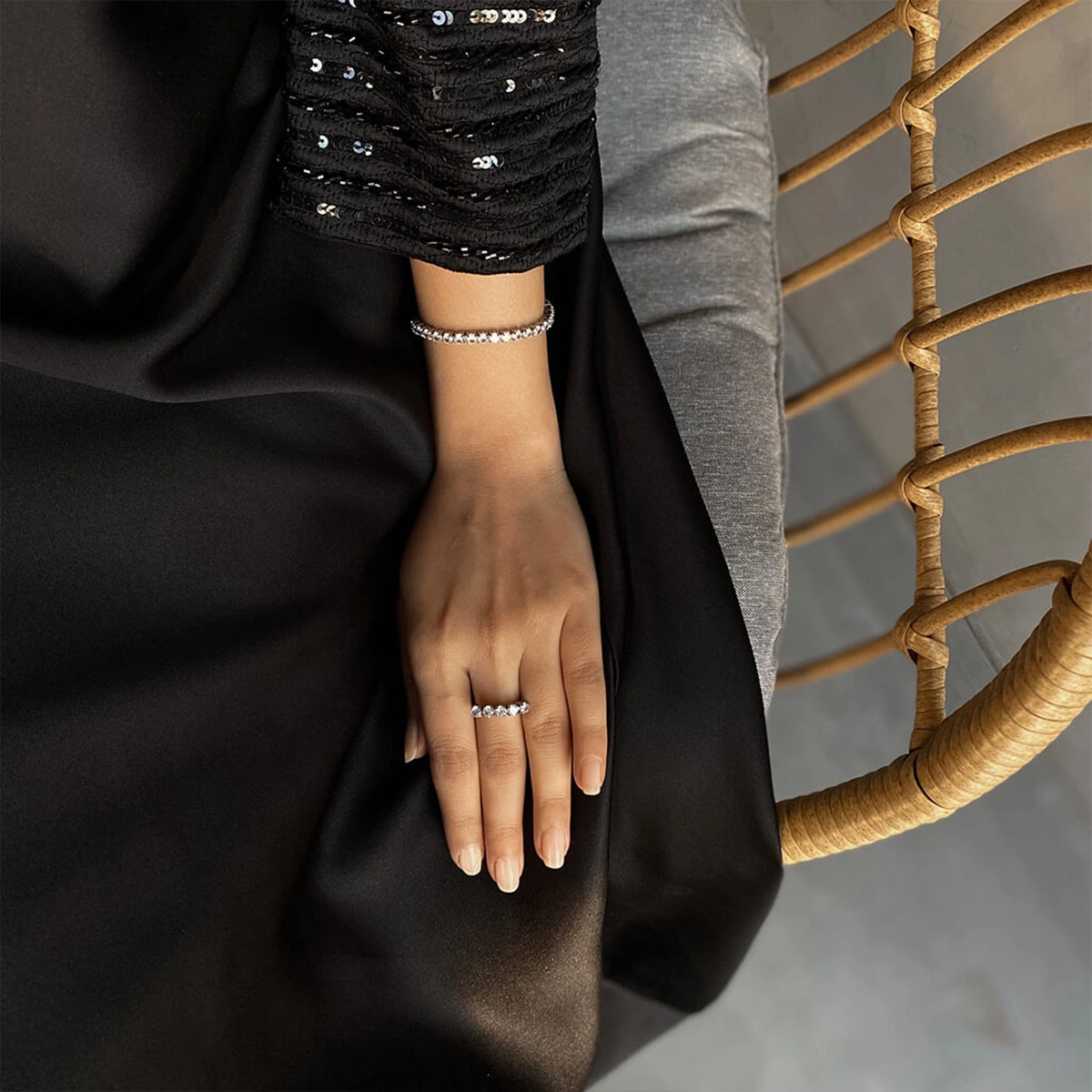 تنس / خاتم باللون الفضي