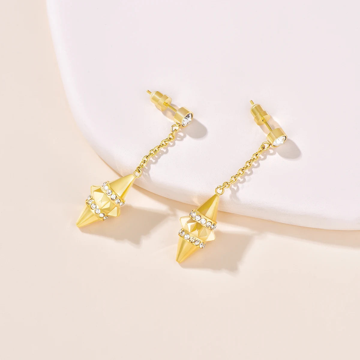 تراث / أقراط باللون الذهبي