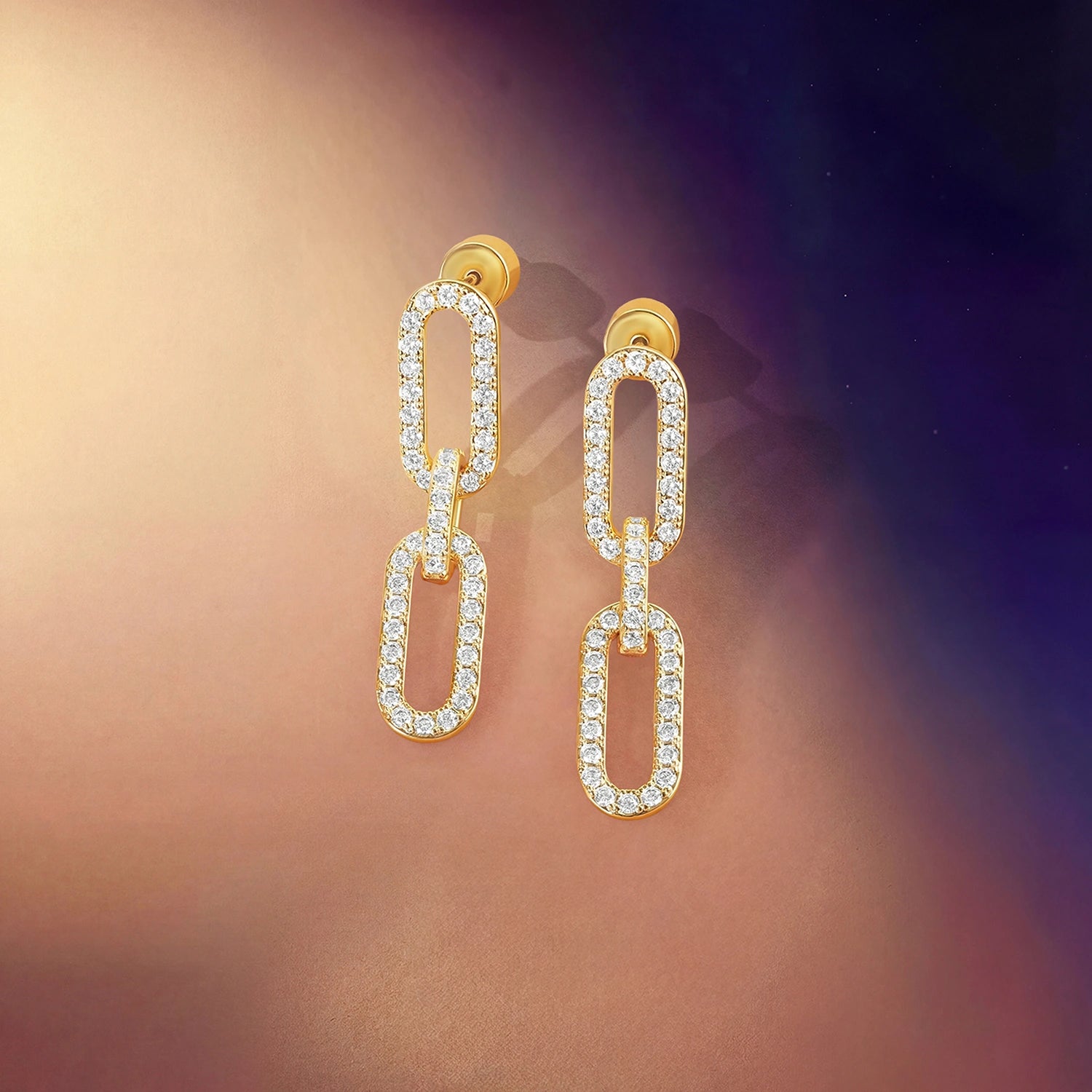 لينكس / أقراط طويلة باللون الذهبي