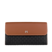 محفظة عالمية