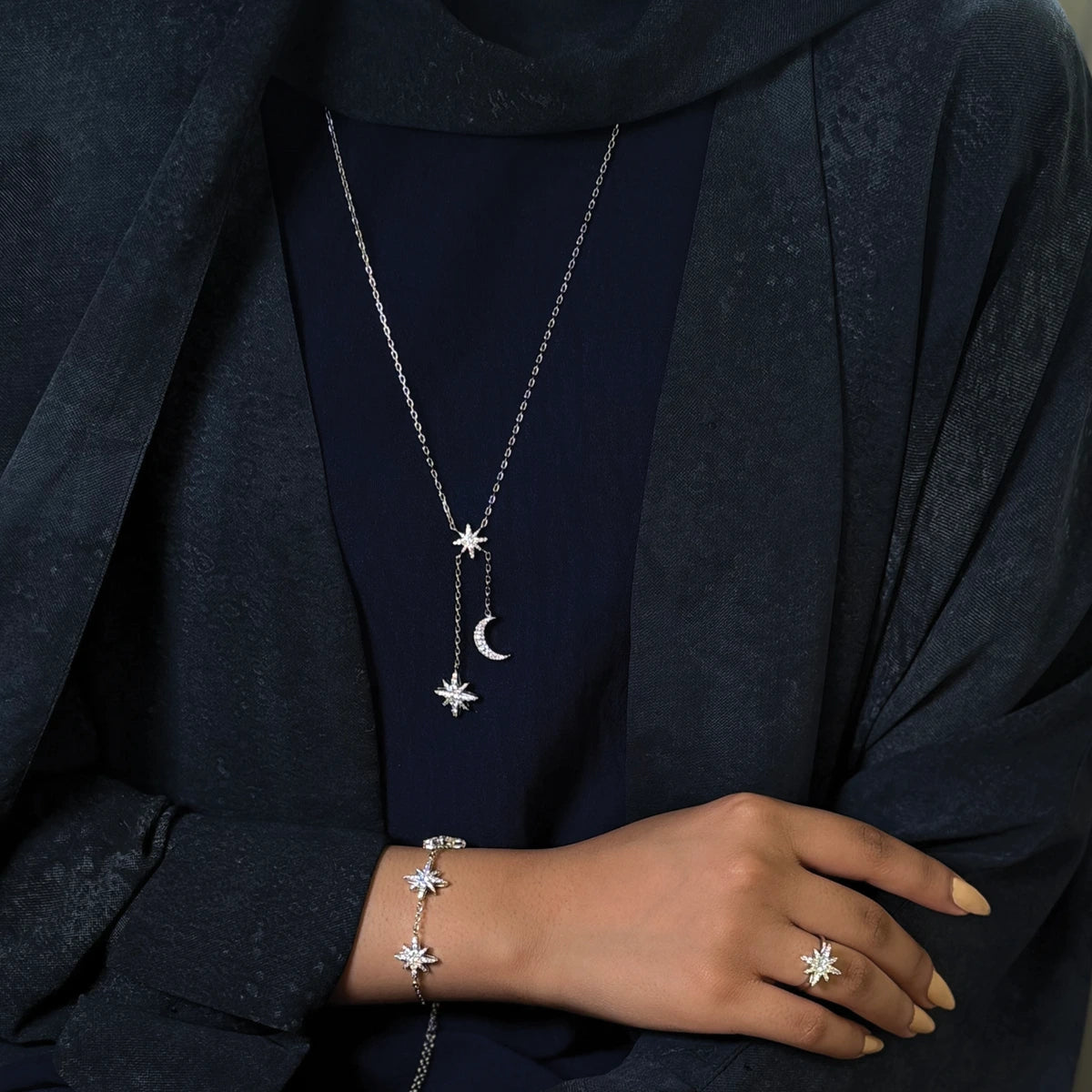 مون ستار / قلادة باللون الفضي