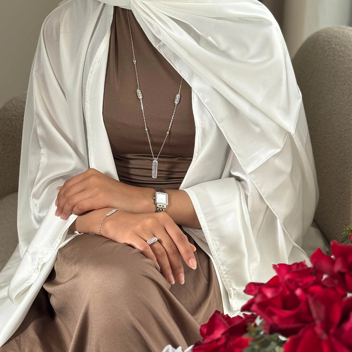 فاين / قلادة باللون الفضي