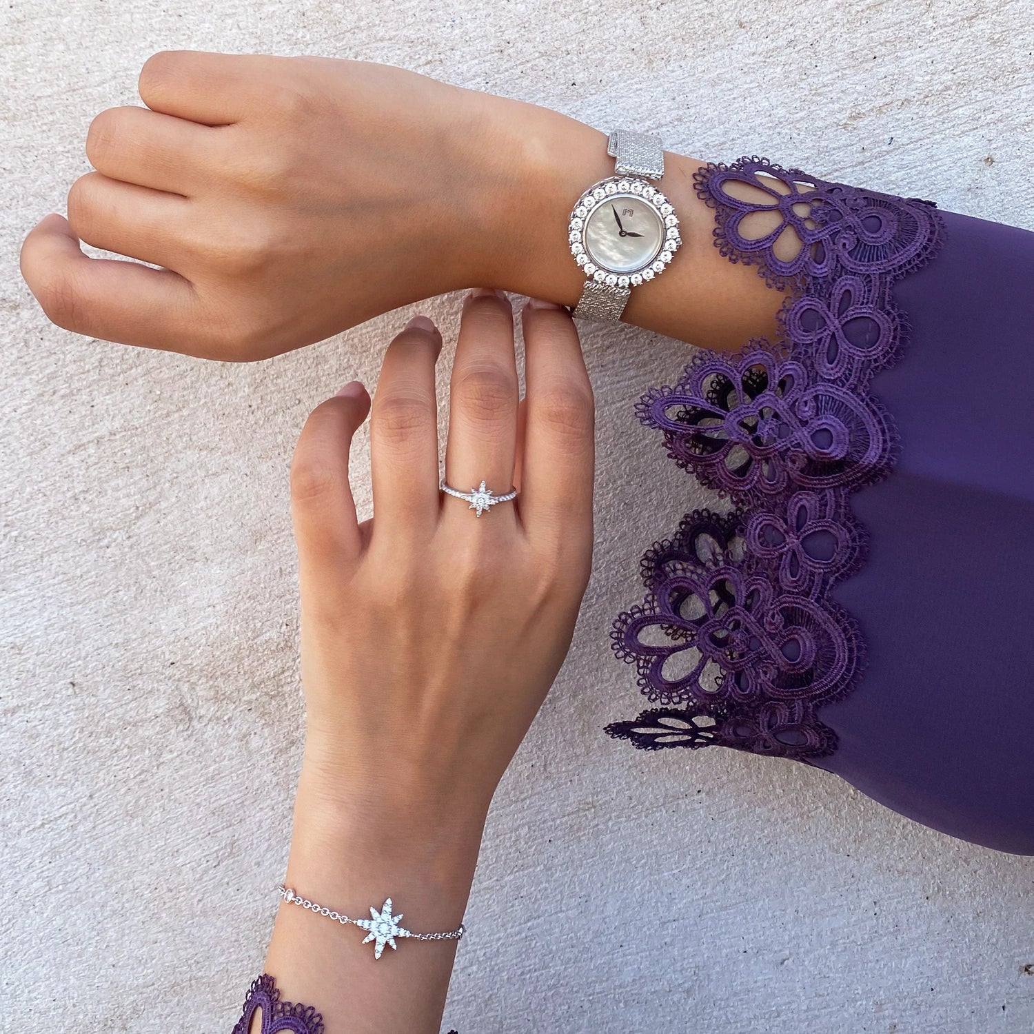 خاتم مون ستار  بتصميم بسيط / اللون الفضي