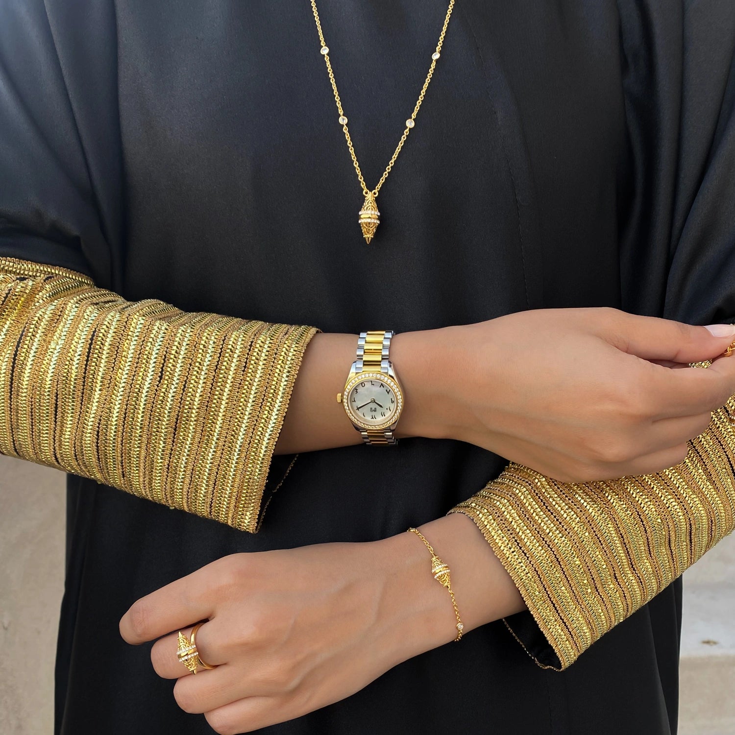 طقم لانترن  بتصميم بسيط / اللون الذهبي