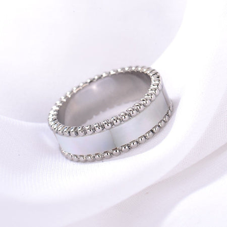 Lulwah Ring / Pearl Silver ( Size 8 ) - minimalistae