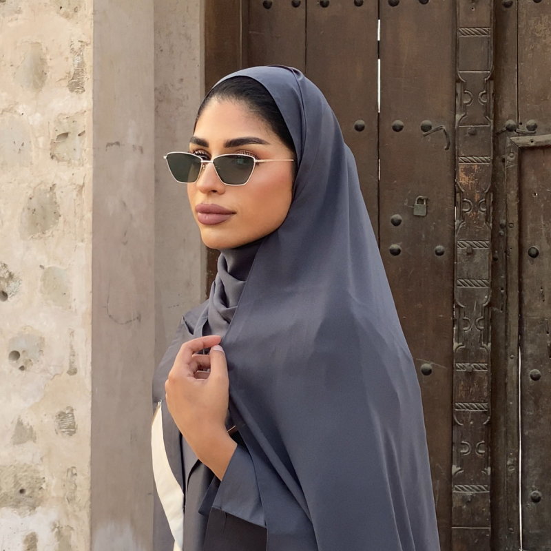 لايجسي  الذهبي/ الوردي