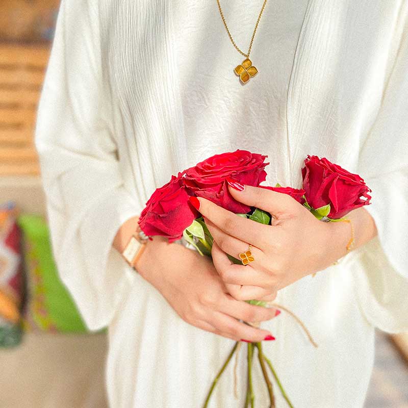 جوري / خاتم اللؤلؤ بلون الذهب