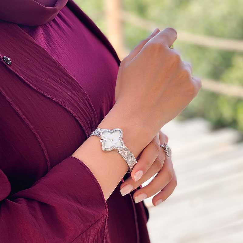 مجموعة هدية عليا / جوري فضي للنساء